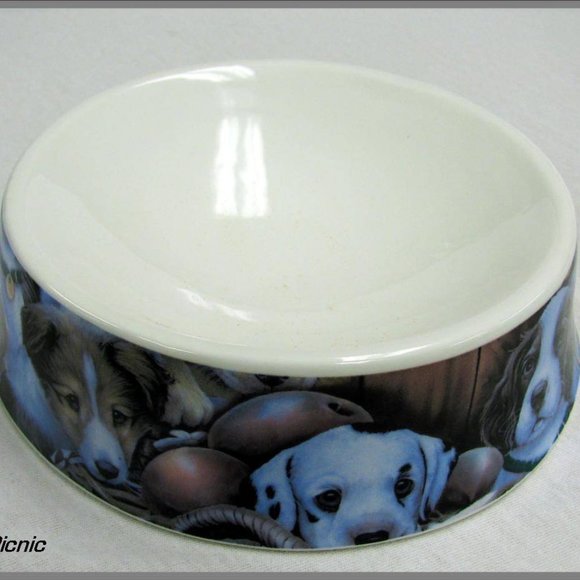 Howie’s Hearts Stoneware Bowls - Set of 2 - Dog not I… - Picture 2 of 3